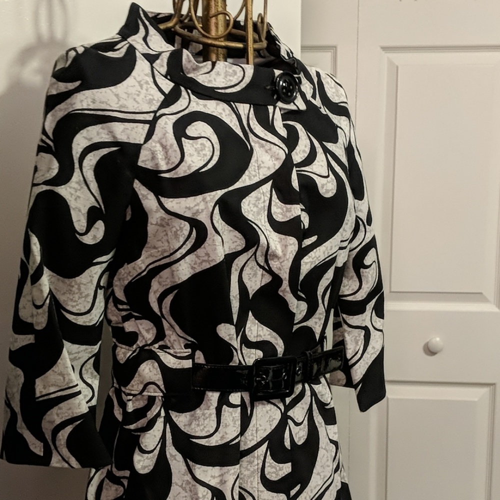 Jacket - Picture 3 of 3
